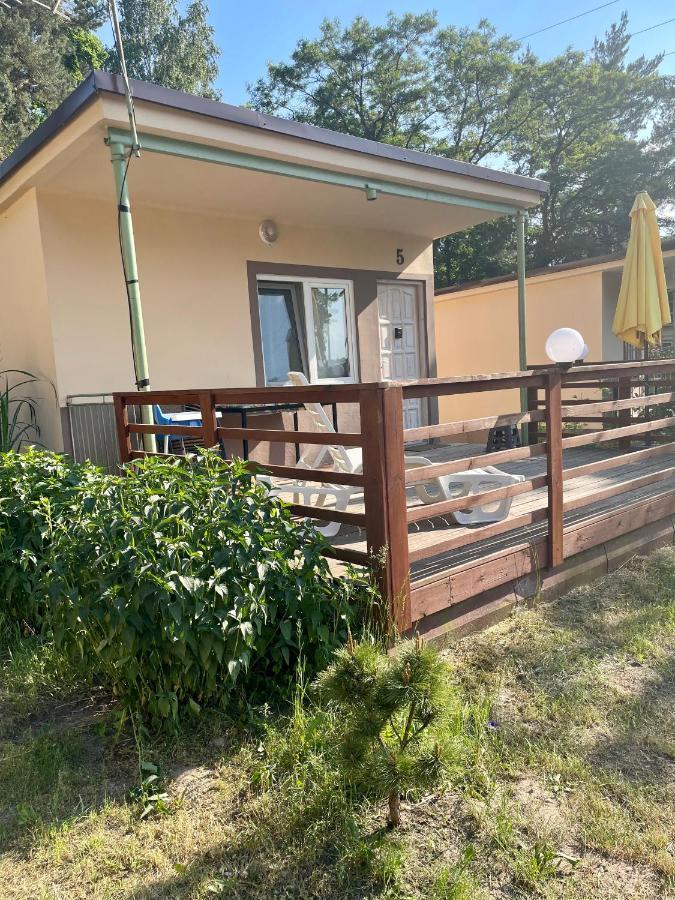 Hotel Osrodek Wypoczynkowy Flora Firlej Zewnętrze zdjęcie